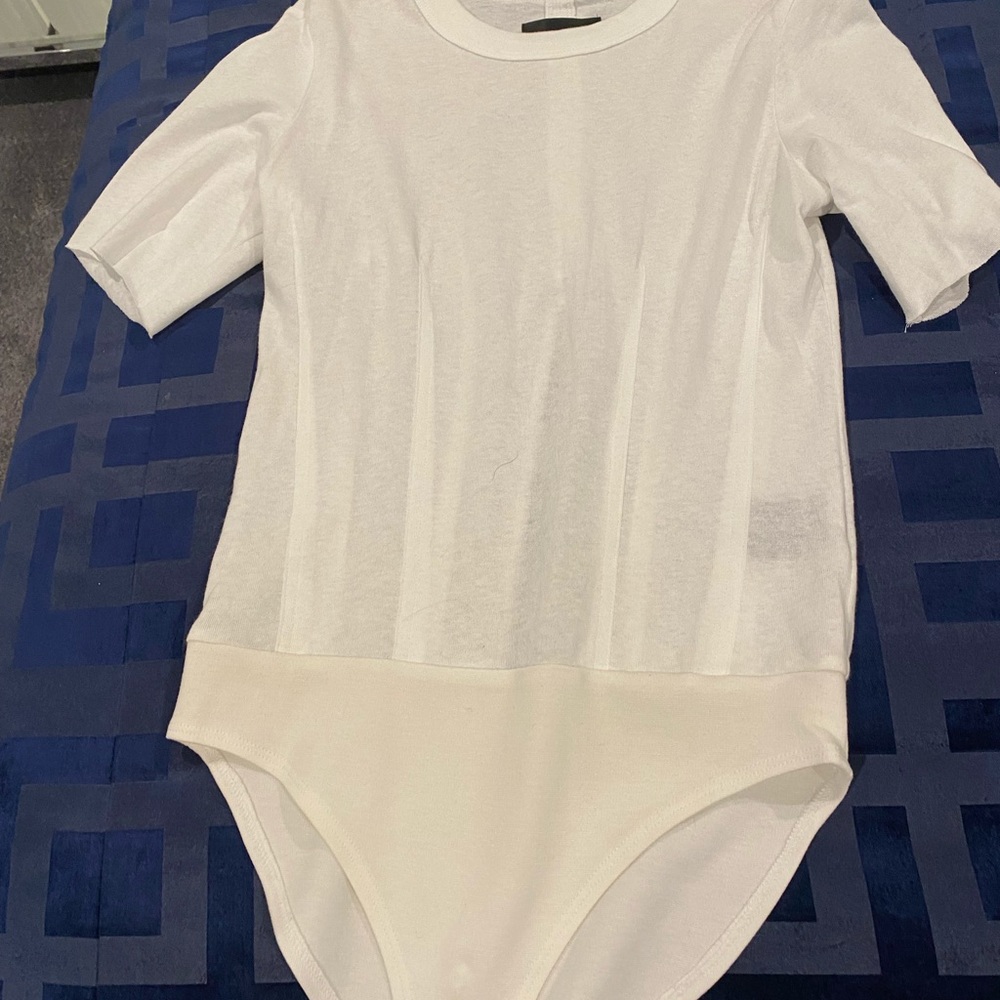 NWOT jasper white zip back bodysuit by RTA - Picture 4 of 5